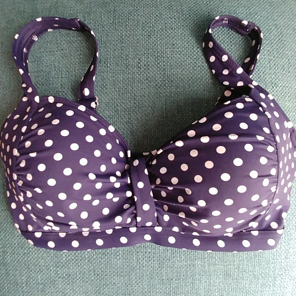EUC Lands End retro polkadot bikini top